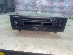 Gebruikte Radio CD Speler BMW 1 serie (E81) 116i 2.0 16V Prijs € 54,45 Inclusief btw aangeboden door Autosloperij de Turk