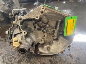 Gebruikte Versnellingsbak Peugeot 206 (2A/C/H/J/S) 1.4 XR,XS,XT,Gentry Prijs € 108,90 Inclusief btw aangeboden door Autosloperij de Turk