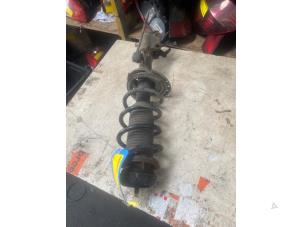 Gebruikte Schokdemper rechts-voor Kia Picanto (TA) 1.0 12V Prijs € 32,67 Inclusief btw aangeboden door Autosloperij de Turk