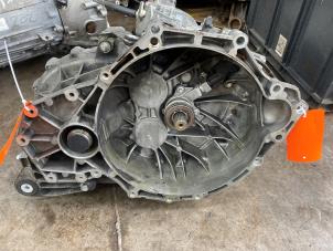 Gebruikte Versnellingsbak Ford Kuga II (DM2) 2.0 TDCi 16V 180 4x4 Prijs € 495,00 Margeregeling aangeboden door Autosloperij de Turk