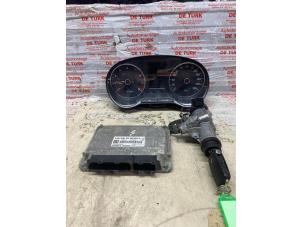 Gebruikte Kontaktslot + computer Volkswagen Polo V (6R) 1.2 12V Prijs € 87,12 Inclusief btw aangeboden door Autosloperij de Turk