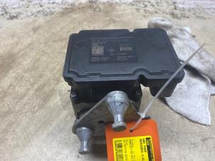 Gebruikte ABS Pomp Mercedes C (C204) 2.2 C-220 CDI 16V BlueEfficiency 4-Matic Prijs € 163,35 Inclusief btw aangeboden door Autosloperij de Turk