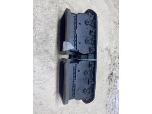 Gebruikte Luchtrooster Dashboard Ford EcoSport (JK8) 1.0 EcoBoost 12V 125 Prijs € 32,67 Inclusief btw aangeboden door Autosloperij de Turk