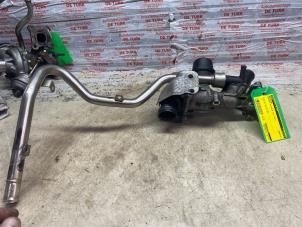 Gebruikte Waterpomp Mercedes A (W176) 1.6 A-180 16V Prijs € 98,01 Inclusief btw aangeboden door Autosloperij de Turk