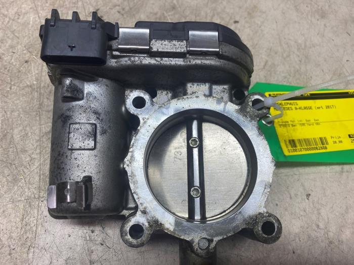 Gebruikte Gasklephuis Mercedes A (W176) 1.6 A-180 16V Prijs € 12,10 Inclusief btw aangeboden door Autosloperij de Turk