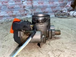 Gebruikte Gasklephuis BMW 3 serie (F30) 320i 2.0 16V Prijs € 54,45 Inclusief btw aangeboden door Autosloperij de Turk