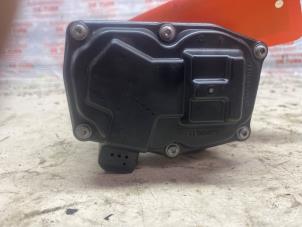 Gebruikte Gasklephuis Ford Fiesta 7 1.0 EcoBoost 12V 100 Prijs € 42,35 Inclusief btw aangeboden door Autosloperij de Turk