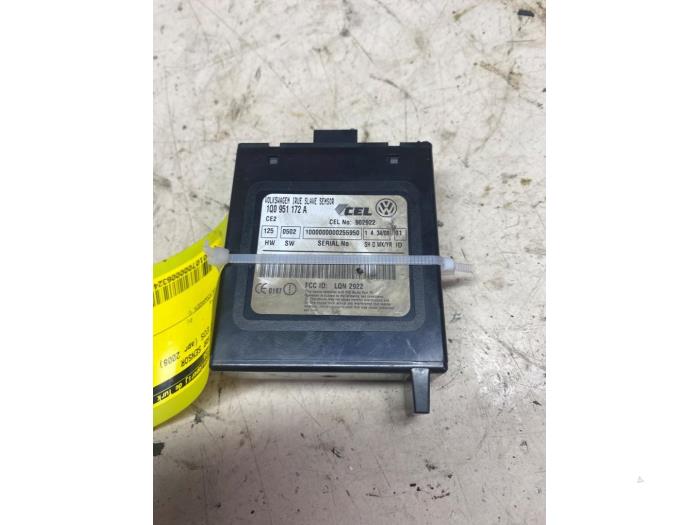 Gebruikte Radar sensor Volkswagen Eos (1F7/F8) 1.4 TSI 16V BlueMotion Prijs € 30,25 Inclusief btw aangeboden door Autosloperij de Turk