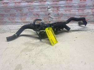 Gebruikte Thermostaathuis Nissan Juke (F15) 1.2 DIG-T 16V Prijs € 30,25 Inclusief btw aangeboden door Autosloperij de Turk