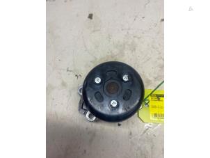Gebruikte Waterpomp Nissan Juke (F15) 1.2 DIG-T 16V Prijs € 21,78 Inclusief btw aangeboden door Autosloperij de Turk