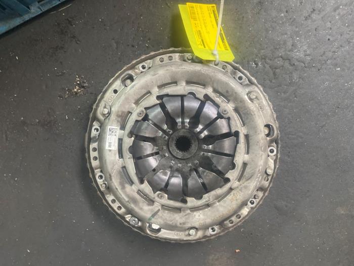 Gebruikte Vliegwiel Nissan Qashqai (J11) 1.2 DIG-T 16V Prijs € 242,00 Inclusief btw aangeboden door Autosloperij de Turk