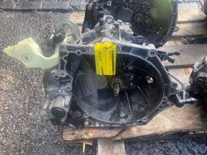 Gebruikte Versnellingsbak Citroen C4 Cactus (0B/0P) 1.2 PureTech 110 12V Prijs € 242,00 Inclusief btw aangeboden door Autosloperij de Turk