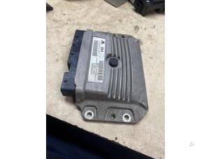 Gebruikte Kontaktslot + computer Renault Megane III Coupe (DZ) 1.4 16V TCe 130 Prijs € 169,40 Inclusief btw aangeboden door Autosloperij de Turk
