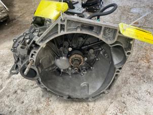 Gebruikte Versnellingsbak Renault Megane III Coupe (DZ) 1.4 16V TCe 130 Prijs € 121,00 Inclusief btw aangeboden door Autosloperij de Turk