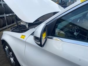 Gebruikte Spiegel Buiten links Mercedes C (W205) C-220 2.2 CDI BlueTEC, C-220 d 16V Prijs € 242,00 Inclusief btw aangeboden door Autosloperij de Turk