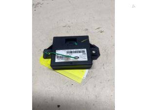 Gebruikte Gateway module Landrover Range Rover Evoque (LVJ/LVS) 2.2 SD4 16V Prijs € 60,50 Inclusief btw aangeboden door Autosloperij de Turk