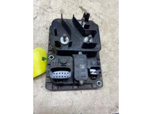 Gebruikte Start/Stop computer Landrover Range Rover Evoque (LVJ/LVS) 2.2 SD4 16V Prijs € 84,70 Inclusief btw aangeboden door Autosloperij de Turk