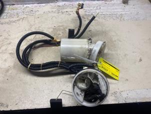 Gebruikte Benzinepomp Mercedes CLK (R209) 3.0 280 V6 18V Prijs € 121,00 Inclusief btw aangeboden door Autosloperij de Turk