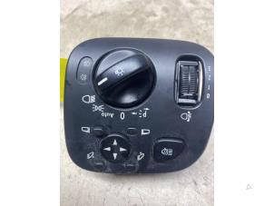 Gebruikte Licht Schakelaar Mercedes CLK (R209) 3.0 280 V6 18V Prijs € 42,35 Inclusief btw aangeboden door Autosloperij de Turk