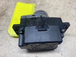 Gebruikte Bediening boordcomputer Mercedes CLA (117.3) 1.6 CLA-180 16V Prijs € 24,20 Inclusief btw aangeboden door Autosloperij de Turk