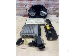 Gebruikte Contactslot + computer Mercedes CLA (117.3) 1.6 CLA-180 16V Prijs € 272,25 Inclusief btw aangeboden door Autosloperij de Turk