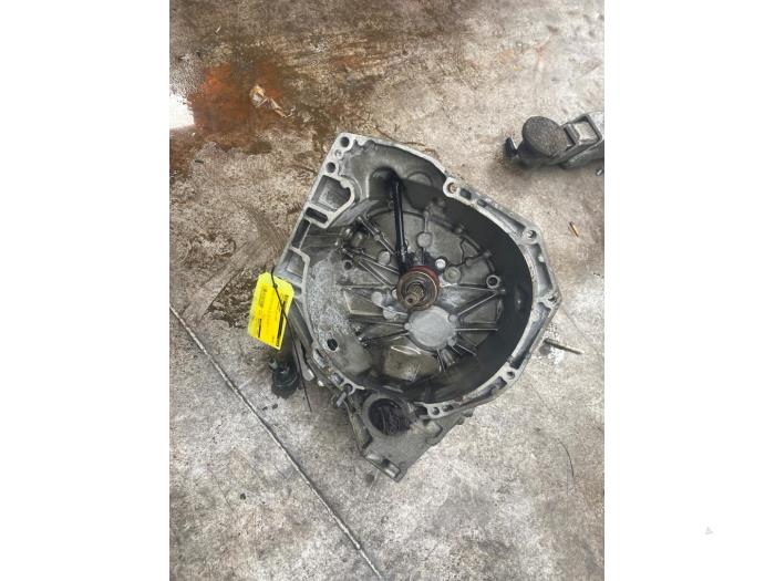 Gebruikte Versnellingsbak Nissan Qashqai (J11) 1.2 DIG-T 16V Prijs € 302,50 Inclusief btw aangeboden door Autosloperij de Turk