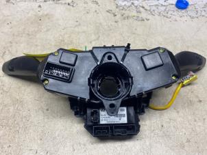 Gebruikte Stuurkolomschakelaar Hyundai Tucson (TL) 1.6 GDi 16V 2WD Prijs € 72,60 Inclusief btw aangeboden door Autosloperij de Turk