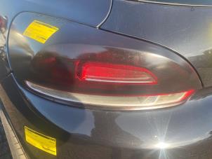 Gebruikte Achterlicht links Volkswagen Scirocco (137/13AD) 2.0 TSI 16V Prijs € 60,50 Inclusief btw aangeboden door Autosloperij de Turk