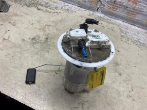 Gebruikte Brandstofpomp Elektrisch Opel Crossland (X) 1.2 12V Prijs € 60,50 Inclusief btw aangeboden door Autosloperij de Turk