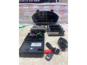 Gebruikte Contactslot + computer Ford Fiesta 7 1.0 EcoBoost 12V 125 Prijs € 242,00 Inclusief btw aangeboden door Autosloperij de Turk