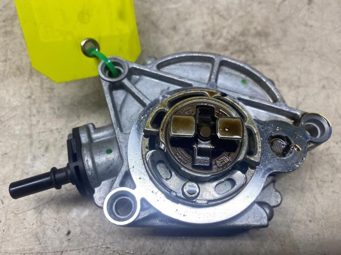 Gebruikte Vacuumpomp (Benzine) Opel Corsa F (UB/UH/UP) 1.2 Turbo 12V 100 Prijs € 48,40 Inclusief btw aangeboden door Autosloperij de Turk