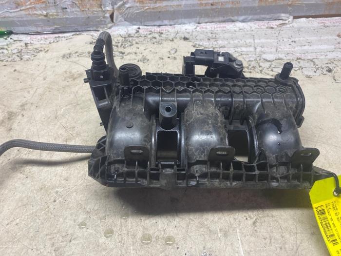 Gebruikte Inlaatspruitstuk Opel Corsa F (UB/UH/UP) 1.2 Turbo 12V 100 Prijs € 24,20 Inclusief btw aangeboden door Autosloperij de Turk