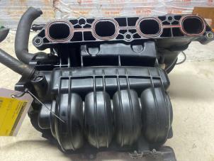 Gebruikte Inlaatspruitstuk Kia Sportage (SL) 1.6 GDI 16V 4x2 Prijs € 76,23 Inclusief btw aangeboden door Autosloperij de Turk