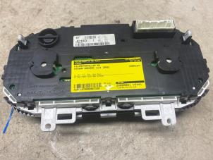 Gebruikte Kilometerteller KM Nissan Qashqai (J10) 2.0 16V Prijs € 48,40 Inclusief btw aangeboden door Autosloperij de Turk