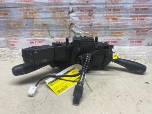 Gebruikte Combischakelaar Stuurkolom Renault Clio IV (5R) 0.9 Energy TCE 90 12V Prijs € 36,30 Inclusief btw aangeboden door Autosloperij de Turk