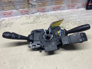 Gebruikte Schakelaar Stuurkolom (licht) Dacia Sandero II 0.9 TCE 12V Prijs € 102,85 Inclusief btw aangeboden door Autosloperij de Turk