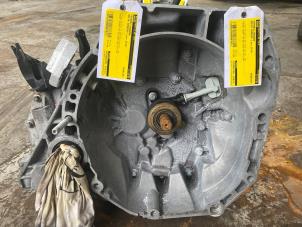 Gebruikte Versnellingsbak Dacia Sandero II 0.9 TCE 12V Prijs € 326,70 Inclusief btw aangeboden door Autosloperij de Turk