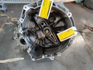 Gebruikte Versnellingsbak Mini Mini (F55) 1.2 12V One First Prijs € 605,00 Inclusief btw aangeboden door Autosloperij de Turk