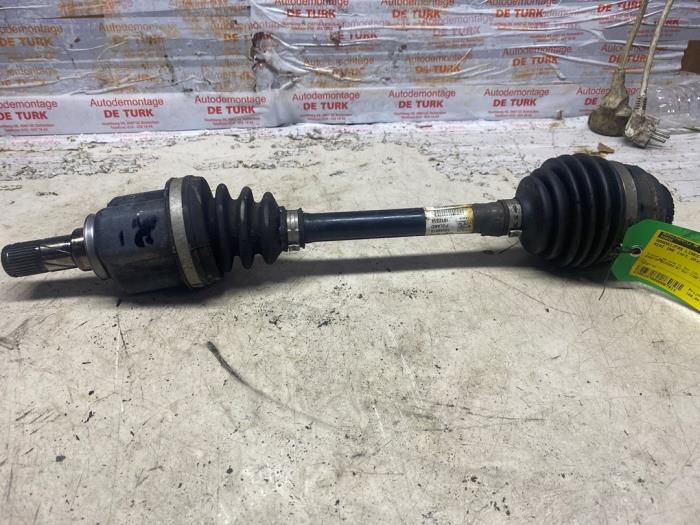 Gebruikte Steekas links-voor Mini Mini (F55) 1.2 12V One First Prijs € 121,00 Inclusief btw aangeboden door Autosloperij de Turk