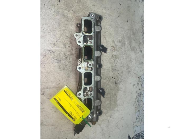 Używane Injector brug Volkswagen Golf V (1K1) 1.4 TSI 122 16V Cena € 36,30 Z VAT oferowane przez Autosloperij de Turk