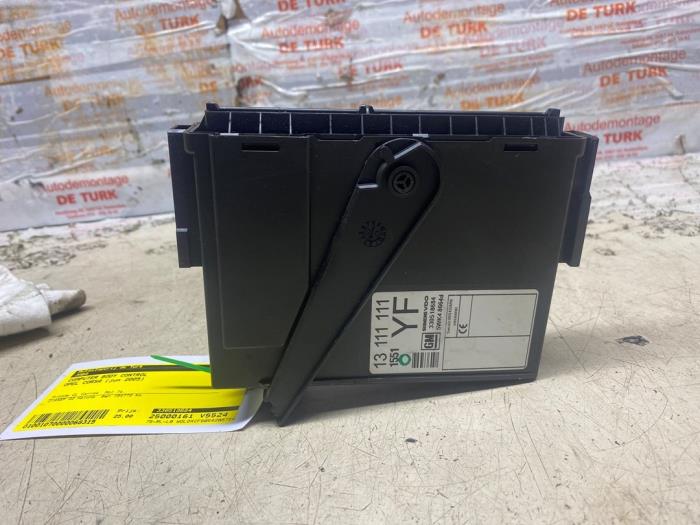 Gebruikte Computer Body Control Opel Corsa C (F08/68) 1.4 16V Twin Port Prijs € 30,25 Inclusief btw aangeboden door Autosloperij de Turk
