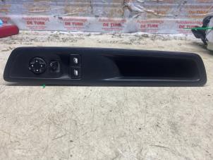 Gebruikte Ruit schakelaar elektrisch Opel Vivaro 1.5 CDTI 102 Prijs € 18,15 Inclusief btw aangeboden door Autosloperij de Turk