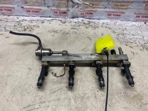 Gebruikte Injector brug Opel Astra K 1.0 Turbo 12V Prijs € 90,75 Inclusief btw aangeboden door Autosloperij de Turk