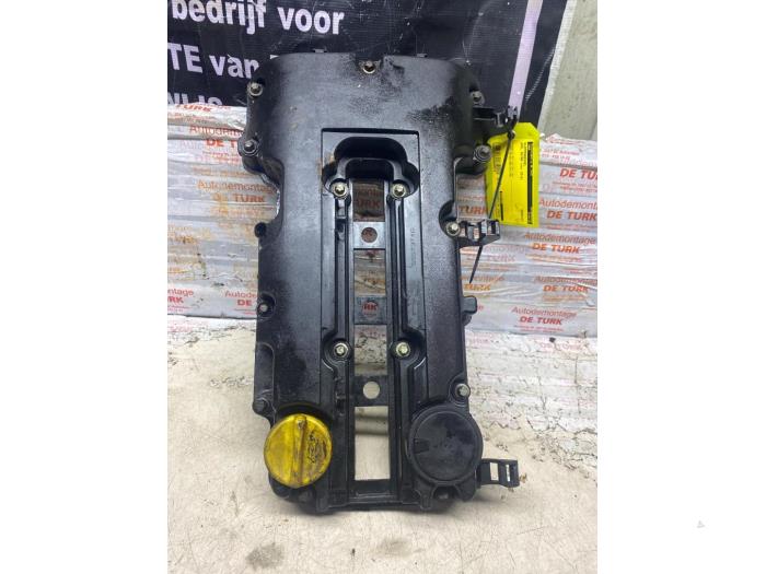 Gebruikte Kleppendeksel Opel Astra K 1.0 Turbo 12V Prijs € 72,60 Inclusief btw aangeboden door Autosloperij de Turk