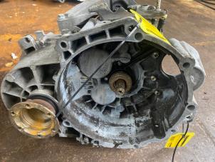 Versnellingsbak van een Audi TT (8J3) 2.0 TFSI 16V 2011