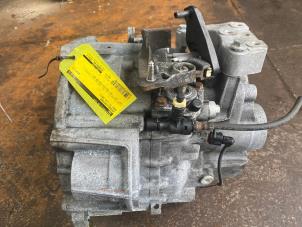 Versnellingsbak van een Audi TT (8J3) 2.0 TFSI 16V 2011