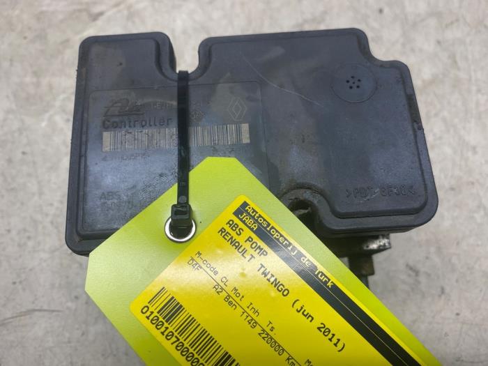Gebruikte ABS Pomp Renault Twingo II (CN) 1.2 16V Prijs € 12,10 Inclusief btw aangeboden door Autosloperij de Turk