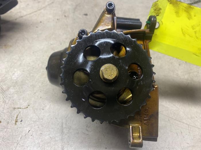 Gebruikte Oliepomp Volkswagen Polo IV (9N1/2/3) 1.2 Prijs € 42,35 Inclusief btw aangeboden door Autosloperij de Turk