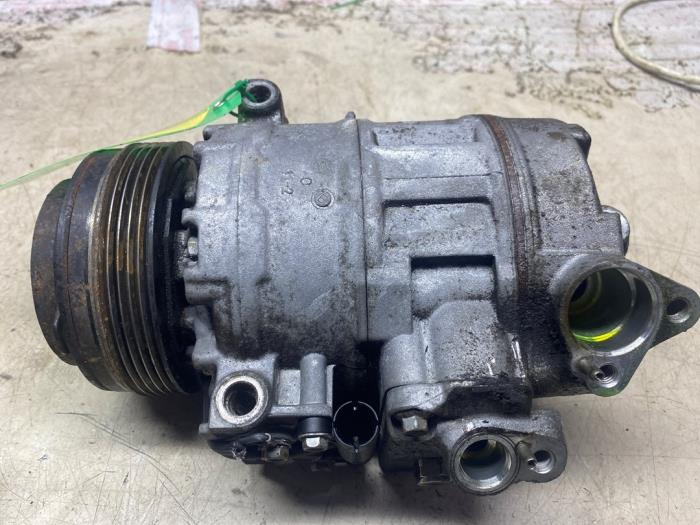 Gebruikte Aircopomp BMW 3 serie (E46/4) 320i 24V Prijs € 36,30 Inclusief btw aangeboden door Autosloperij de Turk