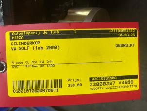 Cilinderkop van een Volkswagen Golf VI (5K1) 1.4 TSI 122 16V 2009